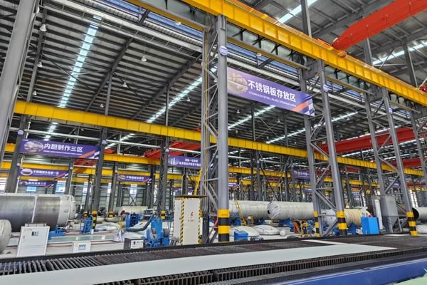 科学布局、目视管理、创新驱动——精益6S走进中杰特装生产车间