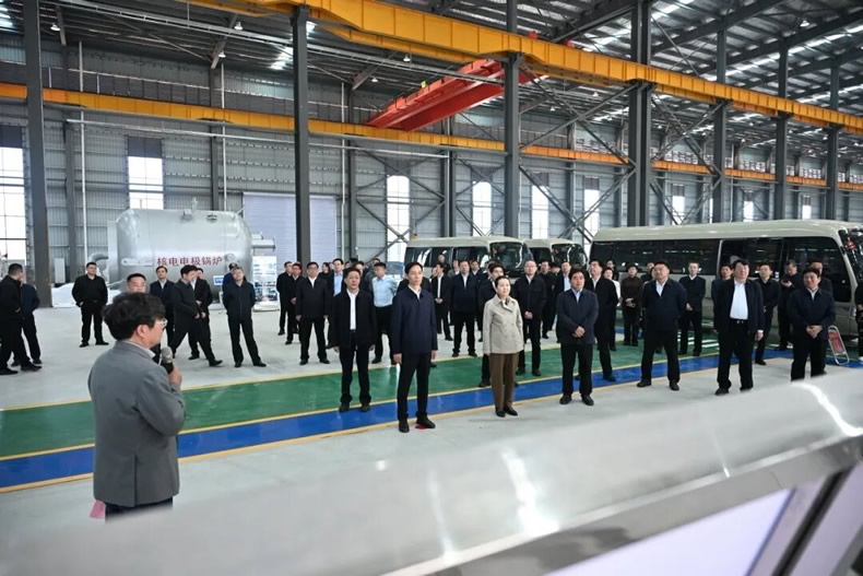 市委常委会（扩大）会议暨一季度经济运行分析会议现场调研走进山东中杰